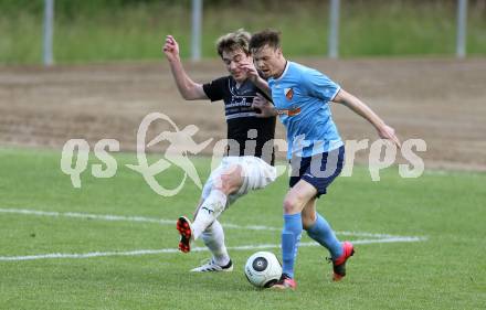 Fussball Kaerntner Liga. Eberstein gegen Gmuend. Aleksandar Radonjic, (Eberstein), Christian Preiml  (Gmeund). Gmuend, am 3.6.2017.
Foto: Kuess
---
pressefotos, pressefotografie, kuess, qs, qspictures, sport, bild, bilder, bilddatenbank