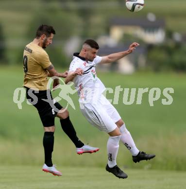 Fussball Kaerntner Liga. Koettmannsdorf gegen WAC Amateure. Christopher Sallinger,  (Koettmannsdorf), Daniel Camber (WAC). Koettmannsdorf, am 4.6.2017.
Foto: Kuess
---
pressefotos, pressefotografie, kuess, qs, qspictures, sport, bild, bilder, bilddatenbank