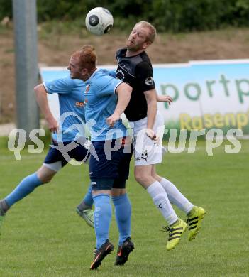 Fussball Kaerntner Liga. Eberstein gegen Gmuend. Franz Pusar,  (Eberstein),  Markus Burgstaller (Gmeund). Gmuend, am 3.6.2017.
Foto: Kuess
---
pressefotos, pressefotografie, kuess, qs, qspictures, sport, bild, bilder, bilddatenbank