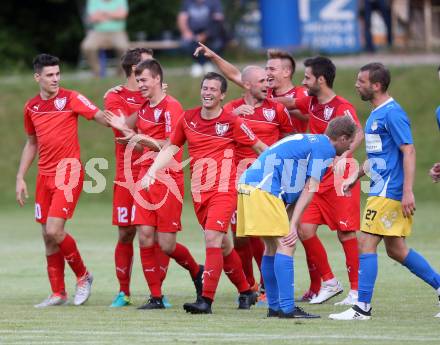 Fussball Kaertner Liga. ATUS Ferlach gegen Bleiburg. Torjubel Ferlach. Ferlach, am 9.6.2017.
Foto: Kuess
---
pressefotos, pressefotografie, kuess, qs, qspictures, sport, bild, bilder, bilddatenbank