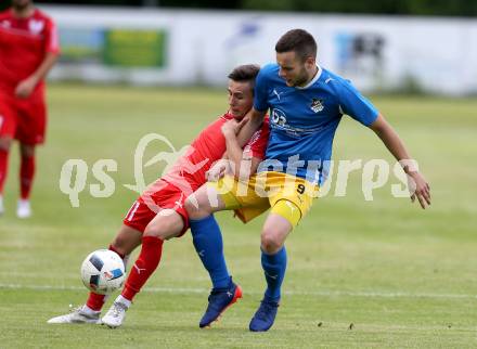 Fussball Kaertner Liga. ATUS Ferlach gegen Bleiburg. Dominik Mak,  (Ferlach), Adnan Besic (Bleiburg). Ferlach, am 9.6.2017.
Foto: Kuess
---
pressefotos, pressefotografie, kuess, qs, qspictures, sport, bild, bilder, bilddatenbank