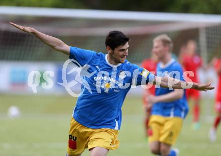 Fussball Kaertner Liga. ATUS Ferlach gegen Bleiburg. Torjubel Christopher Knauder  (Bleiburg). Ferlach, am 9.6.2017.
Foto: Kuess
---
pressefotos, pressefotografie, kuess, qs, qspictures, sport, bild, bilder, bilddatenbank