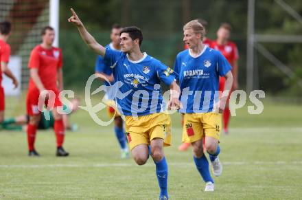 Fussball Kaertner Liga. ATUS Ferlach gegen Bleiburg. Torjubel Christopher Knauder  (Bleiburg). Ferlach, am 9.6.2017.
Foto: Kuess
---
pressefotos, pressefotografie, kuess, qs, qspictures, sport, bild, bilder, bilddatenbank