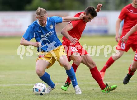 Fussball Kaertner Liga. ATUS Ferlach gegen Bleiburg. Martin Sustersic,  (Ferlach), Rene Partl (Bleiburg). Ferlach, am 9.6.2017.
Foto: Kuess
---
pressefotos, pressefotografie, kuess, qs, qspictures, sport, bild, bilder, bilddatenbank