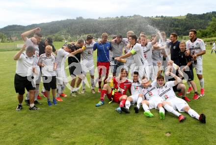 Fussball Kaerntner Liga. Koettmannsdorf gegen WAC Amateure. Meisterjubel WAC. Koettmannsdorf, am 4.6.2017.
Foto: Kuess
---
pressefotos, pressefotografie, kuess, qs, qspictures, sport, bild, bilder, bilddatenbank