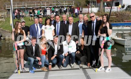 Rudern. Arno Arthofer, Barbara Pirker, Gabriel Hohensasser, Florian Berg, Michaela Taupe Traer, Landeshautpmann Peter Kaiser, Magdalena Lobnig, Josef Lobnig, Kurt Steiner, Martin Kobau, Kurt Peterle. Voelkermarkt, am 2.4.2017.
Foto: Kuess
---
pressefotos, pressefotografie, kuess, qs, qspictures, sport, bild, bilder, bilddatenbank