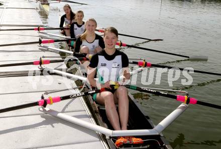 Rudern. Verena Baumann, Valentina Starc, Viktoria Petschnig, Theresa Kovac. Voelkermarkt, am 2.4.2017.
Foto: Kuess
---
pressefotos, pressefotografie, kuess, qs, qspictures, sport, bild, bilder, bilddatenbank