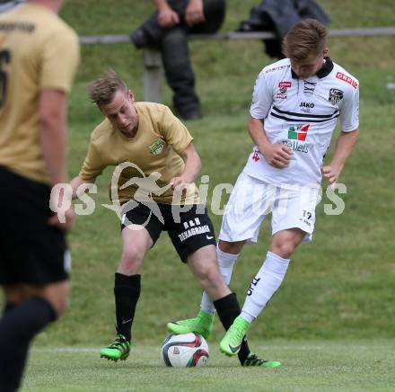 Fussball Kaerntner Liga. Koettmannsdorf gegen WAC Amateure. Mathias Tschofen,  (Koettmannsdorf), Florian Harald Prohart (WAC). Koettmannsdorf, am 4.6.2017.
Foto: Kuess
---
pressefotos, pressefotografie, kuess, qs, qspictures, sport, bild, bilder, bilddatenbank