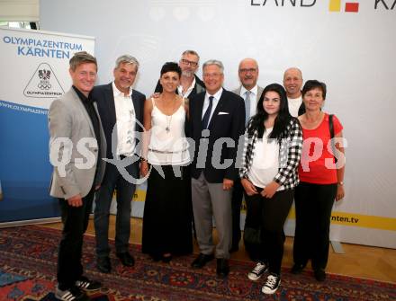 Bogenschiessen. Ehrung Medaillengewinner.  Arno Arthofer, Mirjam Ressmann, Landeshauptmann Peter Kaiser, Buergermeister Klaus Glanznig . Klagenfurt, 26.7.2017.
Foto: Kuess Klagenfurt, 26.7.2017.
Foto: Kuess
---
pressefotos, pressefotografie, kuess, qs, qspictures, sport, bild, bilder, bilddatenbank
