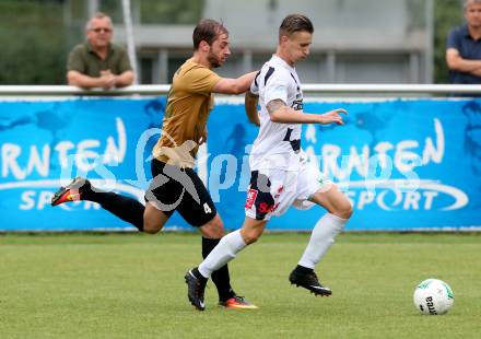 Fussball Kaerntner Liga. SAK gegen Koettmannsdorf. Jurinic Andrej, (SAK),  Christian Schimmel (Koettmannsdorf). Klagenfurt, am 28.7.2017.
Foto: Kuess
---
pressefotos, pressefotografie, kuess, qs, qspictures, sport, bild, bilder, bilddatenbank