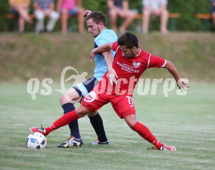 Fussball. Kaerntner Liga. ATUS Ferlach gegen ASV. Abian Jose Serrano Davila (Ferlach), Nikola Tolimir (ASV). Ferlach, 29.7.2017.
Foto: Kuess
---
pressefotos, pressefotografie, kuess, qs, qspictures, sport, bild, bilder, bilddatenbank