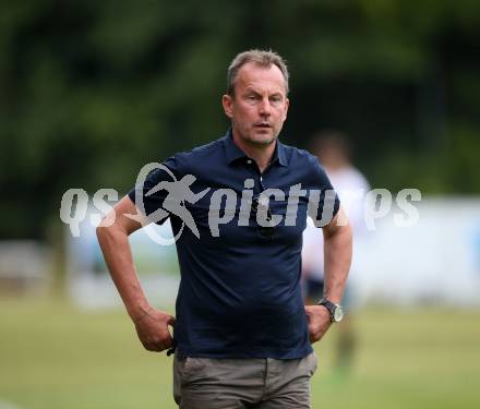 Fussball. Kaerntner Liga. ATUS Ferlach gegen ASV. Trainer Dietmar Thuller (ASV). Ferlach, 29.7.2017.
Foto: Kuess
---
pressefotos, pressefotografie, kuess, qs, qspictures, sport, bild, bilder, bilddatenbank