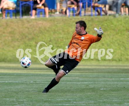 Fussball. Kaerntner Liga. ATUS Ferlach gegen ASV. Alexander Schenk (ASV). Ferlach, 29.7.2017.
Foto: Kuess
---
pressefotos, pressefotografie, kuess, qs, qspictures, sport, bild, bilder, bilddatenbank