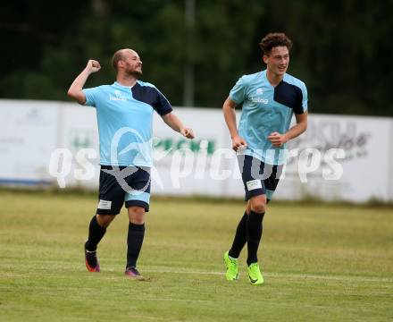 Fussball. Kaerntner Liga. ATUS Ferlach gegen ASV. torjubel  Daniel Barrazutti, Philipp Matthias Gaggl (ASV). Ferlach, 29.7.2017.
Foto: Kuess
---
pressefotos, pressefotografie, kuess, qs, qspictures, sport, bild, bilder, bilddatenbank