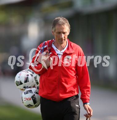 Fussball. 2. Klasse D. KAC B Juniors gegen Viktring. Andreas Eberhard (KAC). Klagenfurt, 29.7.2017.
Foto: Kuess
---
pressefotos, pressefotografie, kuess, qs, qspictures, sport, bild, bilder, bilddatenbank