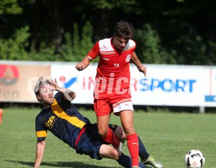 Fussball. 2. Klasse D. KAC B Juniors gegen Viktring. Patrick Legner (KAC), Markus Weiss (Viktring). Klagenfurt, 29.7.2017.
Foto: Kuess
---
pressefotos, pressefotografie, kuess, qs, qspictures, sport, bild, bilder, bilddatenbank