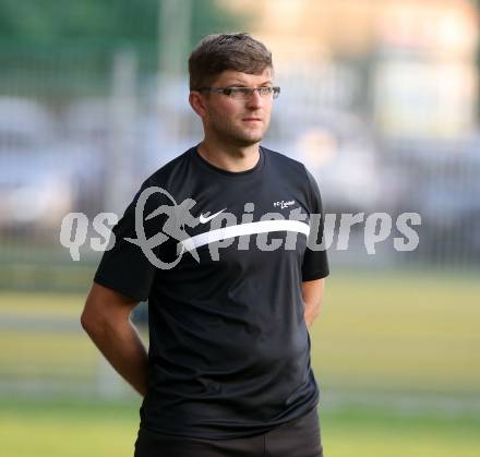 Fussball Kaerntner Liga. KAC 1909 gegen Lendorf. Trainer Christoph Morgenstern (Lendorf). Klagenfurt, am 5.8.2017.
Foto: Kuess
---
pressefotos, pressefotografie, kuess, qs, qspictures, sport, bild, bilder, bilddatenbank