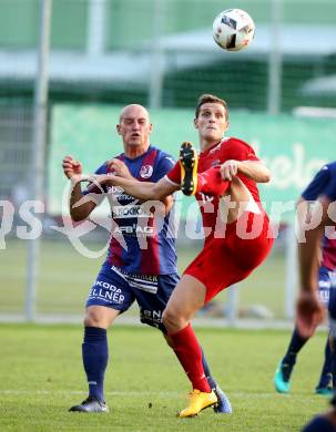 Fussball Kaerntner Liga. KAC 1909 gegen Lendorf. Robert Matic (KAC), Mario Nagy (Lendorf). Klagenfurt, am 5.8.2017.
Foto: Kuess
---
pressefotos, pressefotografie, kuess, qs, qspictures, sport, bild, bilder, bilddatenbank