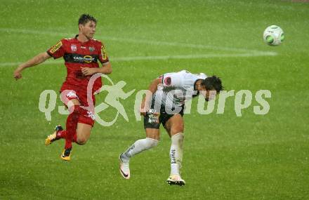 Fussball Tipico Bundesliga. RZ Pellets WAC gegen Cashpoint SCR Altach. Mihret Topcagic,  (WAC), Benedikt Zech (Altach). Wolfsberg, am  6.8.2017.
Foto: Kuess

---
pressefotos, pressefotografie, kuess, qs, qspictures, sport, bild, bilder, bilddatenbank