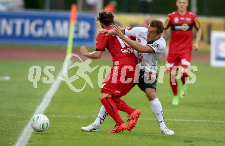 Fussball Tipico Bundesliga. RZ Pellets WAC gegen Cashpoint SCR Altach. Mario Leitgeb,  (WAC), Patrick Salomon (Altach). Wolfsberg, am  6.8.2017.
Foto: Kuess

---
pressefotos, pressefotografie, kuess, qs, qspictures, sport, bild, bilder, bilddatenbank