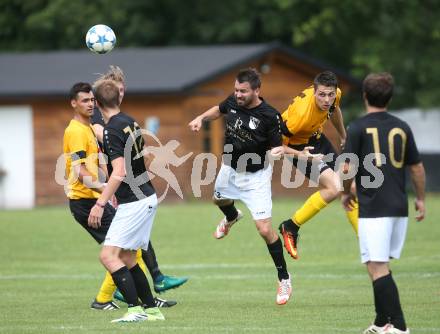 Fussball: 1. Klasse B. Feistritz/Ros. gegen Faakersee. Juergen Kozel (Feistritz/Ros.), Johannes Aichholzer (Faakersee). Feistritz, 6.8.2017.
Foto: Kuess
---
pressefotos, pressefotografie, kuess, qs, qspictures, sport, bild, bilder, bilddatenbank