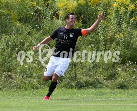 Fussball: 1. Klasse B. Feistritz/Ros. gegen Faakersee. Torjubel David Muenzer (Feistritz/Ros.). Feistritz, 6.8.2017.
Foto: Kuess
---
pressefotos, pressefotografie, kuess, qs, qspictures, sport, bild, bilder, bilddatenbank