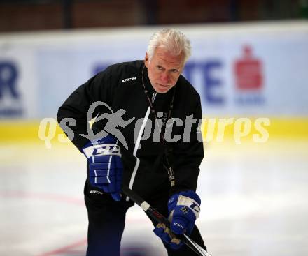 Eishockey Bundesliga. Training. VSV. Trainer Greg Holst. Villach, 3.8.2017.
Foto: Kuess
---
pressefotos, pressefotografie, kuess, qs, qspictures, sport, bild, bilder, bilddatenbank