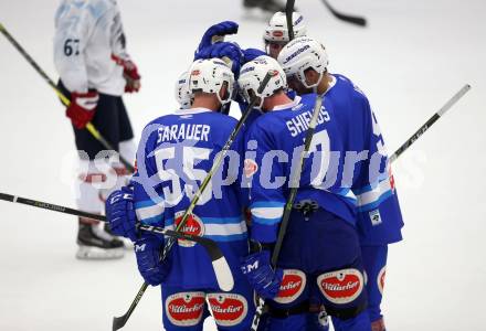 EBEL. Eishockey Bundesliga. Testspiel. EC VSV gegen Lyon. Torjubel David Shields, Miha Verlic, Andrew Sarauer, Adis Alagic, Nikolas Petrik (VSV). Villach, am 10.8.2017.
Foto: Kuess 


---
pressefotos, pressefotografie, kuess, qs, qspictures, sport, bild, bilder, bilddatenbank