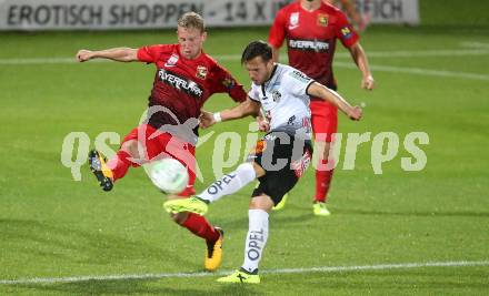 Fussball Tipico Bundesliga. RZ Pellets WAC gegen FC Flyeralarm Admira. Daniel Offenbacher,  (WAC), Thomas Ebner (Admira). Wolfsberg, am  19.8.2017.
Foto: Kuess

---
pressefotos, pressefotografie, kuess, qs, qspictures, sport, bild, bilder, bilddatenbank