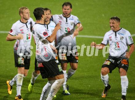 Fussball Tipico Bundesliga. RZ Pellets WAC gegen FC Flyeralarm Admira. Torjubel Mihret Topcagic, Christoph Rabitsch, Daniel Offenbacher, Nemanja Rnic, Christopher Wernitznig (WAC). Wolfsberg, am  19.8.2017.
Foto: Kuess

---
pressefotos, pressefotografie, kuess, qs, qspictures, sport, bild, bilder, bilddatenbank