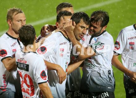 Fussball Tipico Bundesliga. RZ Pellets WAC gegen FC Flyeralarm Admira. Torjubel Mihret Topcagic, Christoph Rabitsch, Daniel Offenbacher, Nemanja Rnic, Gerald Nutz,  (WAC). Wolfsberg, am  19.8.2017.
Foto: Kuess

---
pressefotos, pressefotografie, kuess, qs, qspictures, sport, bild, bilder, bilddatenbank