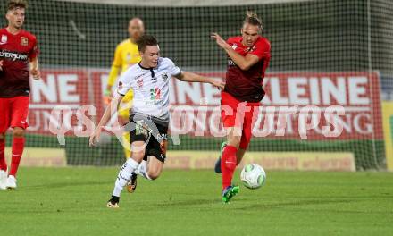 Fussball Tipico Bundesliga. RZ Pellets WAC gegen FC Flyeralarm Admira. Florian Flecker, (WAC), Markus Wostry (Admira). Wolfsberg, am  19.8.2017.
Foto: Kuess

---
pressefotos, pressefotografie, kuess, qs, qspictures, sport, bild, bilder, bilddatenbank