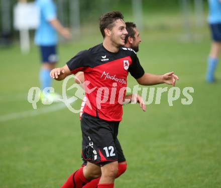 Fussball. Unterliga Ost. Eberstein gegen Rueckersdorf. Torjubel Paul Armin Uster (Rueckersdorf). Eberstein, 19.8.2017.
Foto: Kuess
---
pressefotos, pressefotografie, kuess, qs, qspictures, sport, bild, bilder, bilddatenbank