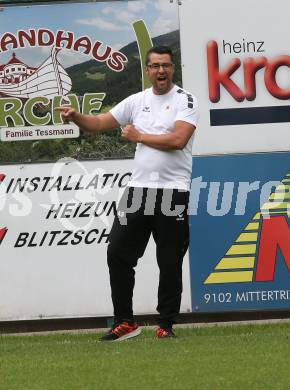 Fussball. Unterliga Ost. Eberstein gegen Rueckersdorf. Trainer Achim Paul Streicher  (Rueckersdorf). Eberstein, 19.8.2017.
Foto: Kuess
---
pressefotos, pressefotografie, kuess, qs, qspictures, sport, bild, bilder, bilddatenbank