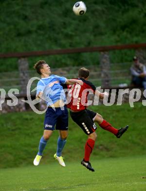 Fussball. Unterliga Ost. Eberstein gegen Rueckersdorf. Mario Prieger (Eberstein),  Oliver Planteu (Rueckersdorf). Eberstein, 19.8.2017.
Foto: Kuess
---
pressefotos, pressefotografie, kuess, qs, qspictures, sport, bild, bilder, bilddatenbank