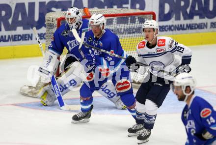 EBEL. Eishockey Bundesliga. Testspiel. VSV gegen SC Riessersee. David Kickert, Stefan Bacher, (VSV),  Louke Oskley (Riessersee). Villach, am 25.8.2017.
Foto: Kuess
---
pressefotos, pressefotografie, kuess, qs, qspictures, sport, bild, bilder, bilddatenbank