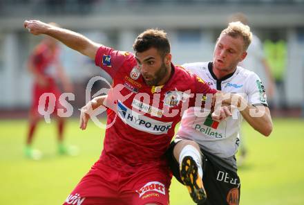 Fussball Tipico Bundesliga. RZ Pellets WAC gegen SKN St. Poelten. Christoph Rabitsch,  (WAC), Manuel Martic (St. Poelten). Wolfsberg, am  26.8.2017.
Foto: Kuess

---
pressefotos, pressefotografie, kuess, qs, qspictures, sport, bild, bilder, bilddatenbank