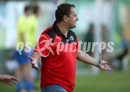 Fussball Kaerntner Liga. St. Jakob im Rosental gegen Kraig. Trainer Alexander Suppantschitsch (St. Jakob). St. Jakob, am 12.8.2017.
Foto: Kuess
---
pressefotos, pressefotografie, kuess, qs, qspictures, sport, bild, bilder, bilddatenbank