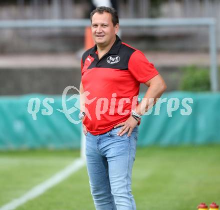 Fussball Kaerntner Liga. St. Jakob im Rosental gegen Kraig. Trainer Alexander Suppantschitsch (St. Jakob). St. Jakob, am 12.8.2017.
Foto: Kuess
---
pressefotos, pressefotografie, kuess, qs, qspictures, sport, bild, bilder, bilddatenbank