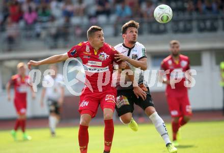 Fussball Tipico Bundesliga. RZ Pellets WAC gegen SKN St. Poelten. Daniel Offenbacher, (WAC), Sandro Ingolitsch  (St. Poelten). Wolfsberg, am  26.8.2017.
Foto: Kuess

---
pressefotos, pressefotografie, kuess, qs, qspictures, sport, bild, bilder, bilddatenbank