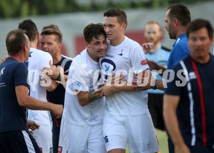 Fussball Kaerntner Liga. SAK gegen Voelkermarkt. Torjubel Philipp Diex, Zdravko Koletnik (SAK). Klagenfurt, 25.8.2017.
Foto: Kuess
---
pressefotos, pressefotografie, kuess, qs, qspictures, sport, bild, bilder, bilddatenbank