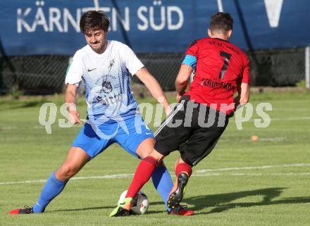 Fussball Kaerntner Liga. St. Jakob im Rosental gegen Kraig. Manuel Alexander Schuettelkopf,  (St. Jakob), Christian Groinig (Kraig). St. Jakob, am 12.8.2017.
Foto: Kuess
---
pressefotos, pressefotografie, kuess, qs, qspictures, sport, bild, bilder, bilddatenbank