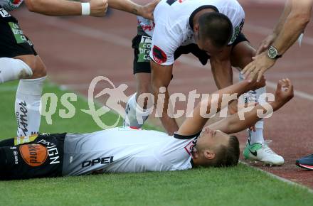 Fussball Tipico Bundesliga. RZ Pellets WAC gegen SKN St. Poelten. Torjubel Bernd Gschweidl, Stephan Palla,  (WAC). Wolfsberg, am  26.8.2017.
Foto: Kuess

---
pressefotos, pressefotografie, kuess, qs, qspictures, sport, bild, bilder, bilddatenbank