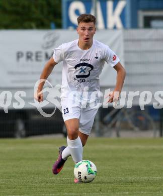 Fussball Kaerntner Liga. SAK gegen Voelkermarkt. Davor Tadijanovic (SAK). Klagenfurt, 25.8.2017.
Foto: Kuess
---
pressefotos, pressefotografie, kuess, qs, qspictures, sport, bild, bilder, bilddatenbank