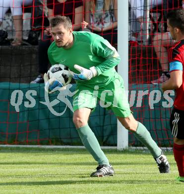 Fussball Kaerntner Liga. St. Jakob im Rosental gegen Kraig. Christian Michor (St. Jakob). St. Jakob, am 12.8.2017.
Foto: Kuess
---
pressefotos, pressefotografie, kuess, qs, qspictures, sport, bild, bilder, bilddatenbank