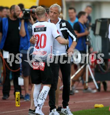 Fussball Tipico Bundesliga. RZ Pellets WAC gegen SKN St. Poelten. Jubel Trainer Heimo Pfeifenberger, Christoph Rabitsch (WAC). Wolfsberg, am  26.8.2017.
Foto: Kuess

---
pressefotos, pressefotografie, kuess, qs, qspictures, sport, bild, bilder, bilddatenbank