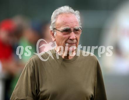 Fussball Kaerntner Liga. SAK gegen Voelkermarkt. Vater von Igor Ogris (SAK). Klagenfurt, 25.8.2017.
Foto: Kuess
---
pressefotos, pressefotografie, kuess, qs, qspictures, sport, bild, bilder, bilddatenbank