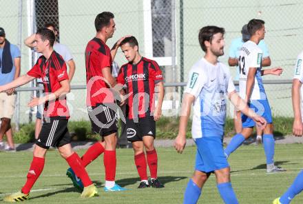Fussball Kaerntner Liga. St. Jakob im Rosental gegen Kraig. Torjubel Davor Bokalic,  Marco Koller (St. Jakob). St. Jakob, am 12.8.2017.
Foto: Kuess
---
pressefotos, pressefotografie, kuess, qs, qspictures, sport, bild, bilder, bilddatenbank