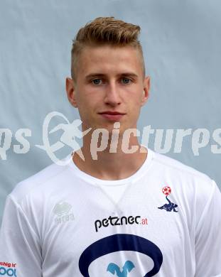 Fussball. Kaerntner Liga. SAK. Mannschaftsfototermin. Maximilian Kumer. Klagenfurt, 28.8.2017.
Foto: Kuess
---
pressefotos, pressefotografie, kuess, qs, qspictures, sport, bild, bilder, bilddatenbank