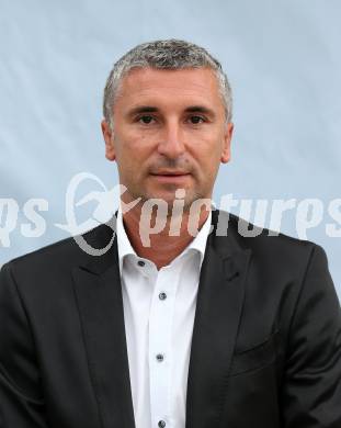 Fussball. Kaerntner Liga. SAK. Mannschaftsfototermin. Goran Lucic. Klagenfurt, 28.8.2017.
Foto: Kuess
---
pressefotos, pressefotografie, kuess, qs, qspictures, sport, bild, bilder, bilddatenbank